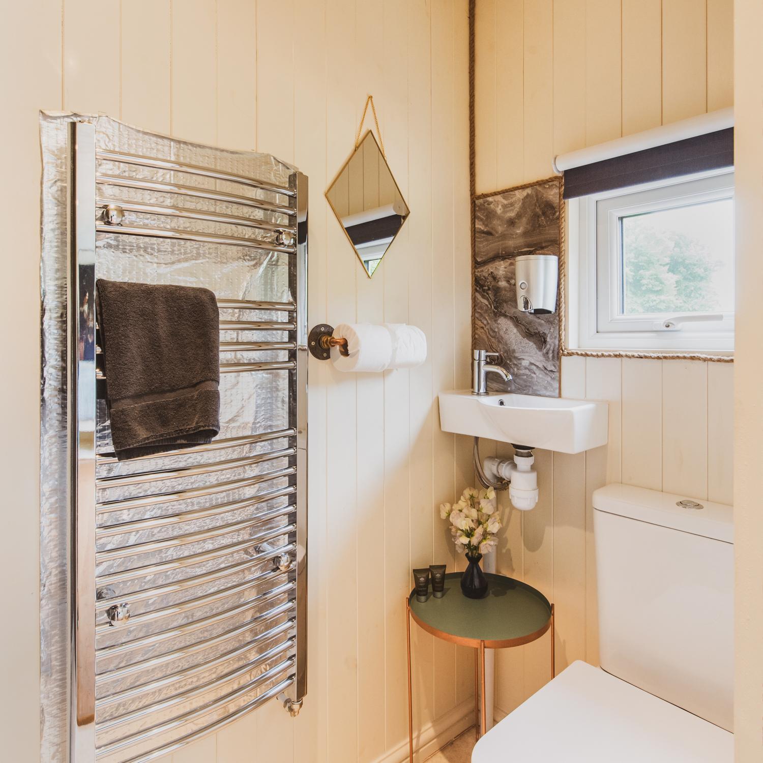 Hotel The Hideaway At Hiddenwood Glamping à Corsley Extérieur photo